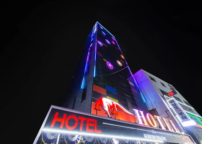 영등포 코모도 3*