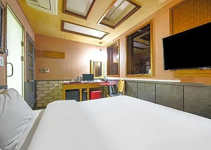 영등포 코모도 호텔 3*