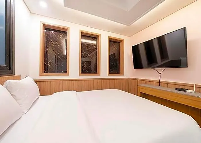 영등포 코모도 3*